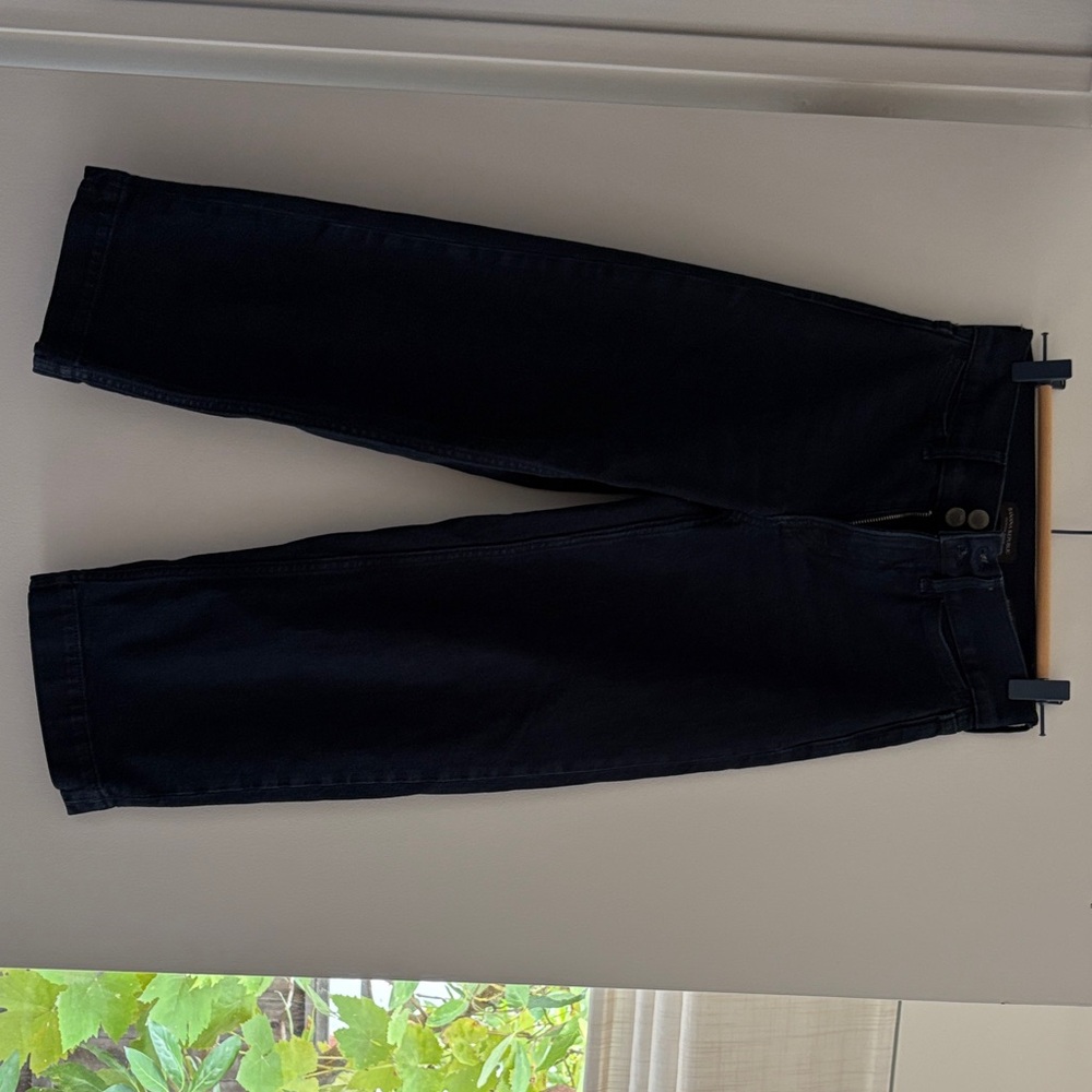 Women's cropped wide leg navy jeans